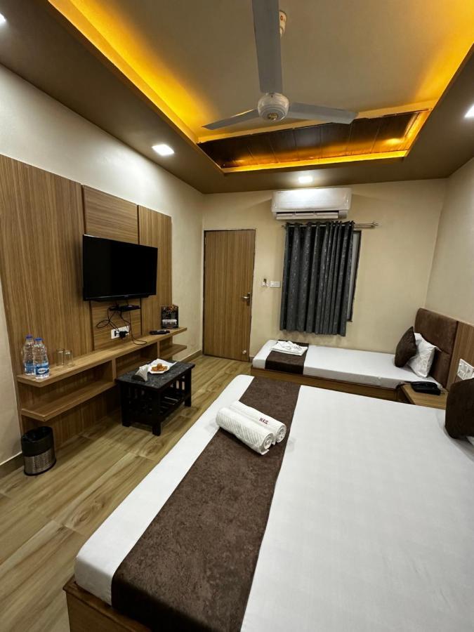 Hotel Royal Suites + 阿杰梅尔 外观 照片