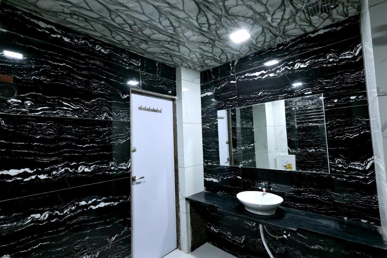 Hotel Royal Suites + 阿杰梅尔 外观 照片